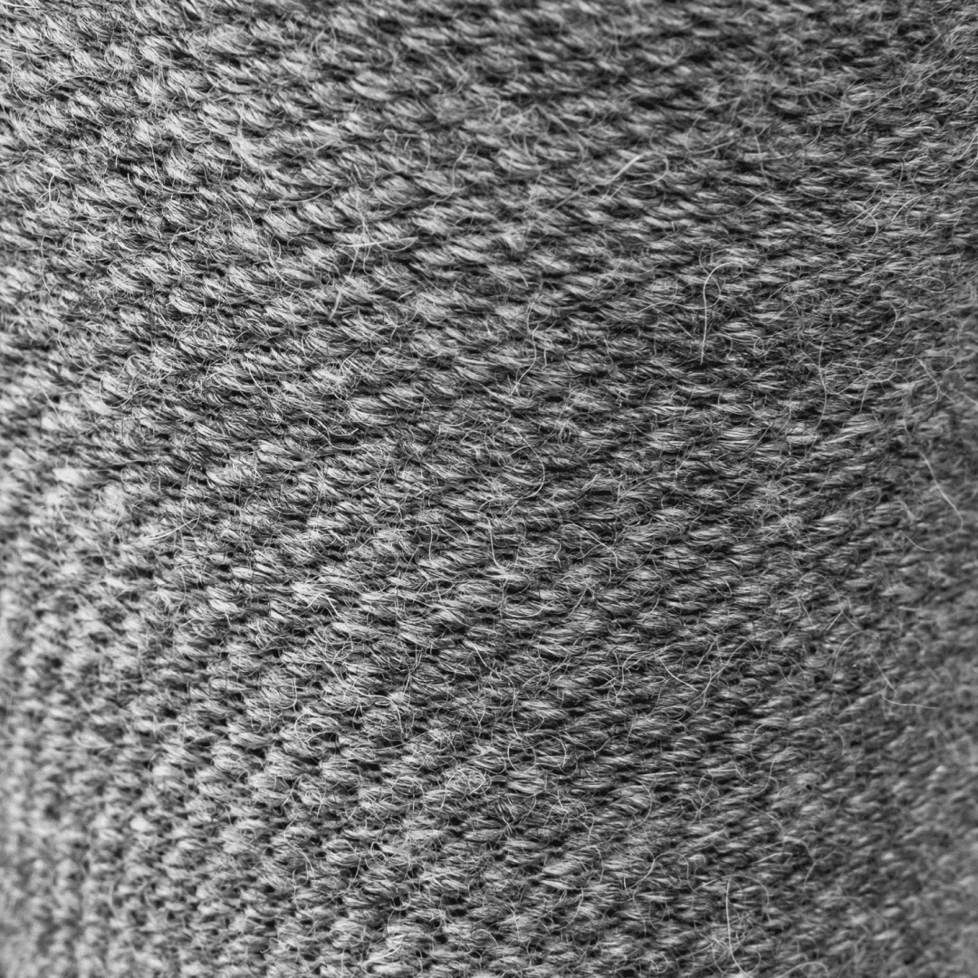 Cushion & Mesh in the right places for breathable warmth.